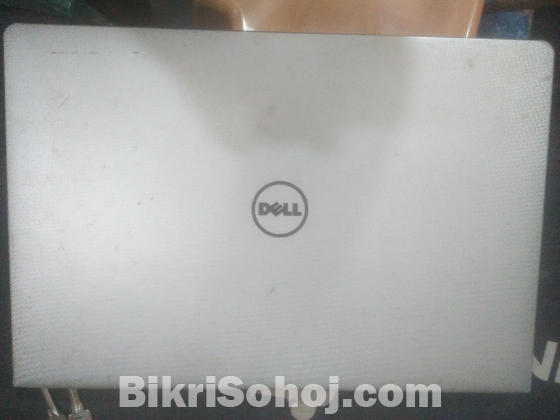 Dell Inspiron 15 P51F